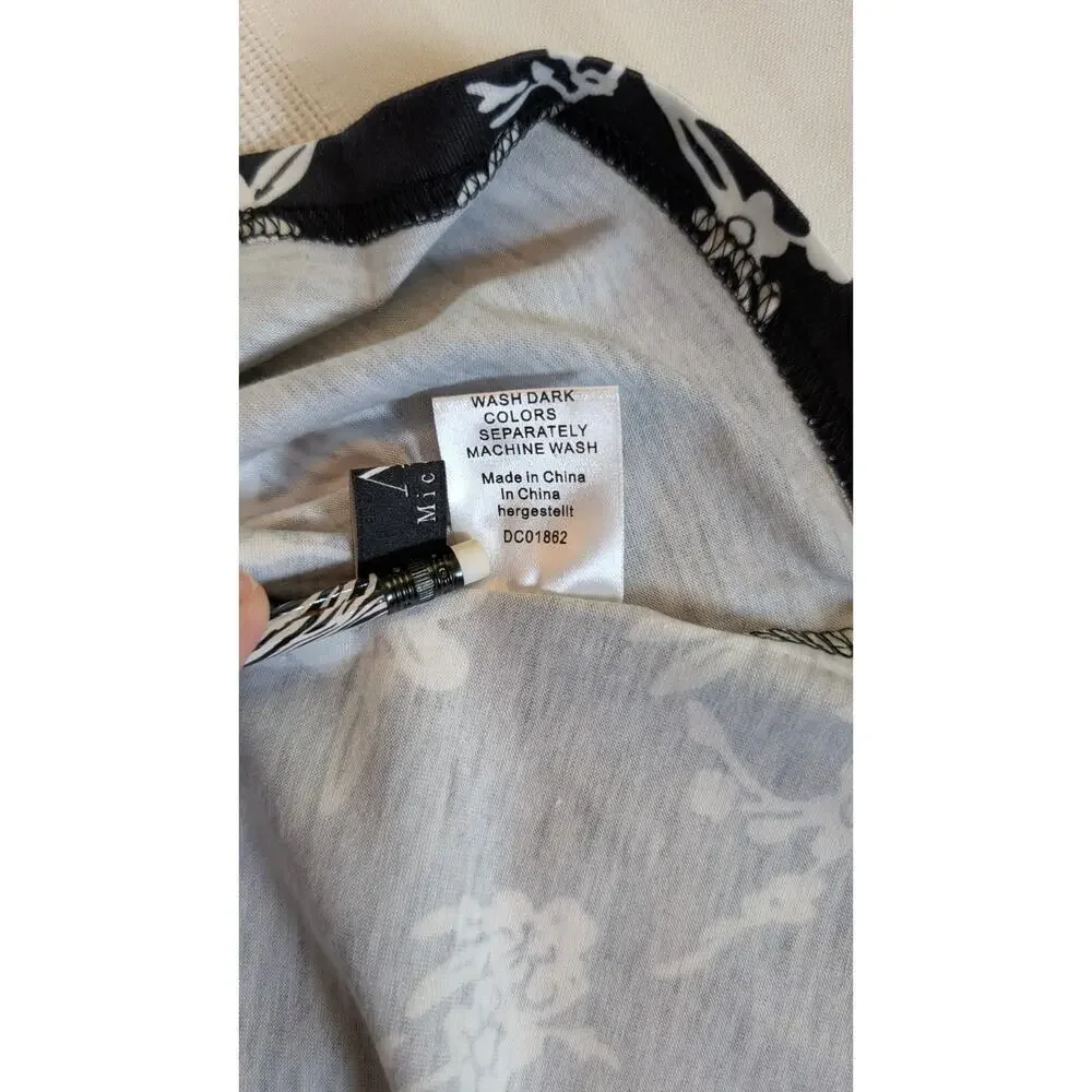 Micoson Crew Neck Sleeveless Floral Black/White Blouse Size M